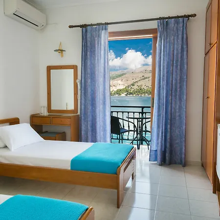 Aggelos Kefalonia 아르고스톨리온