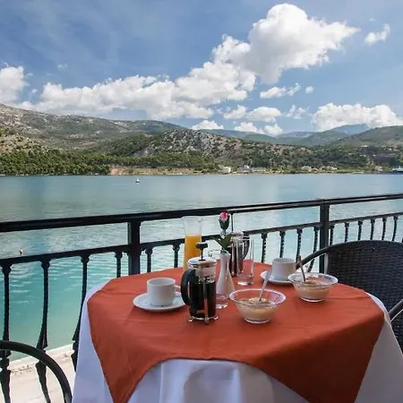 Hotel Aggelos Kefalonia Hotel 2*